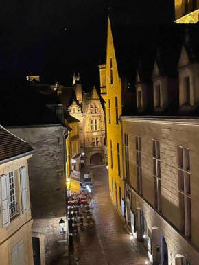 La Suite Cosy de La Boëtie, ascenseur, wifi fibre